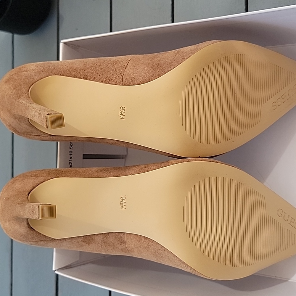 Guess Tan Suede Pumps - Picture 3 of 8